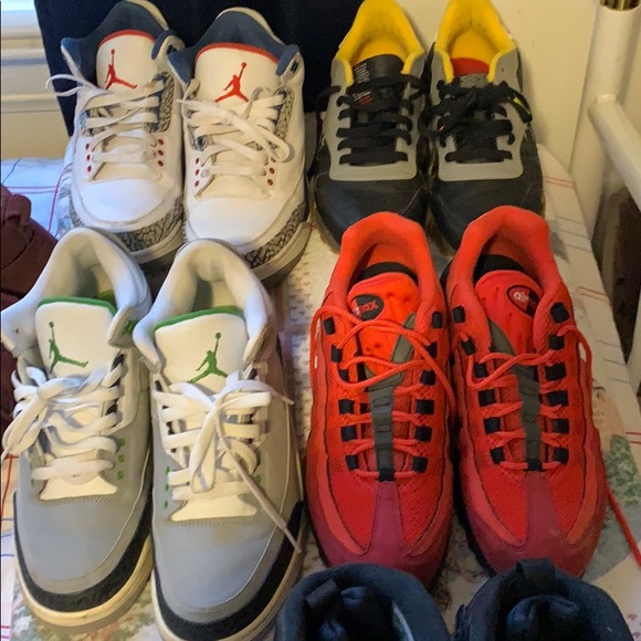 Shoes - Picture 6 of 8